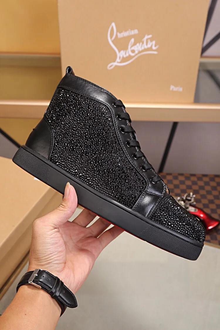 Ex-factory price 480. christian louboutin (CL red sole shoes) counter hot diamond series, high-top casual sneakers for couples 📢 📢 📢 Exclusive hot style release 🎈🎈💪 Movable latex feet 👻 Finished outsole sewing line [satisfied] 😝Female 35-40# Male 38#-46, global supply😝 [Top version]: original imported cowhide upper, top original leather lining, original molded TPU outsole, original 1:1 detail processing, original shoe last, large quantity available from stock,